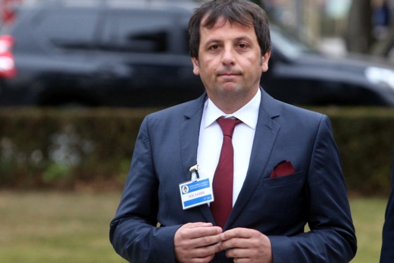Vladika te tuži - Vladika ti sudi - Nebojiša Vukanović mora da plati 2.500 KM vladiki Grigoriju