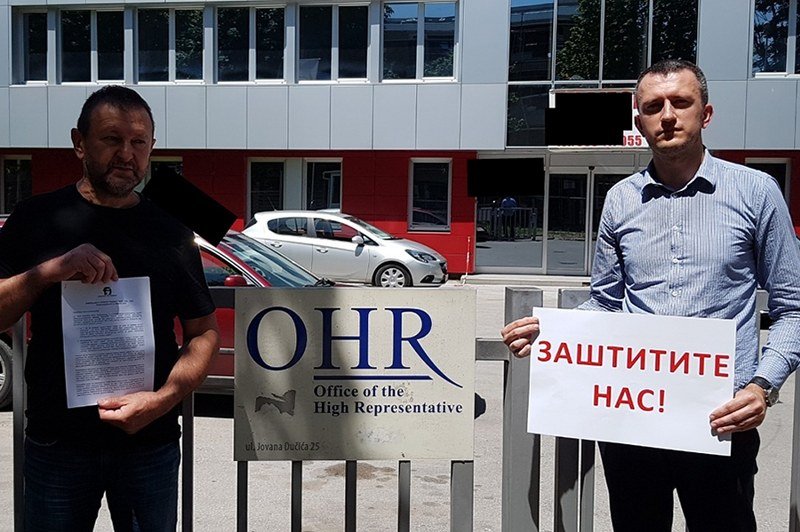 -Pravda za Davida- pisala Incku i pitaju ga: -Šta ste uradili do sada i šta planirate ubuduće-?