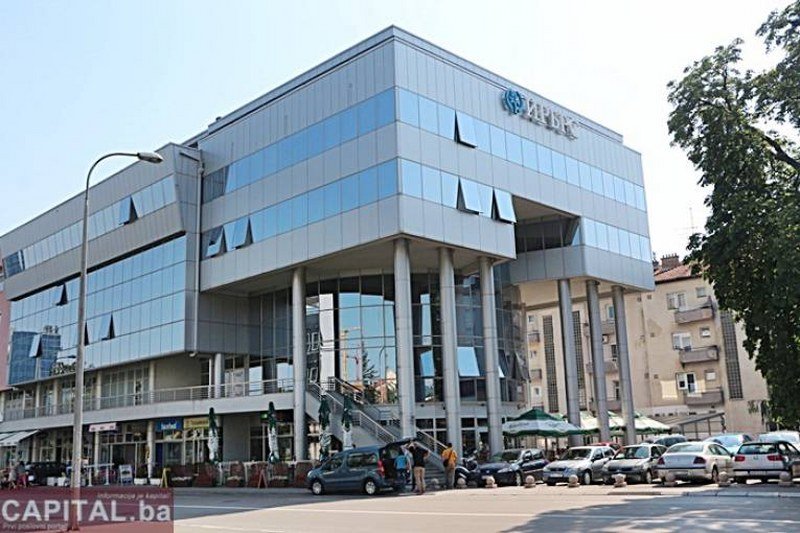 Opšta rasprodaja - Nema para - RS prodaje akcije u 36 preduzeća