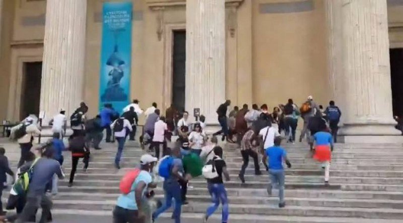 Migranti hoće ista prava kao Francuzi