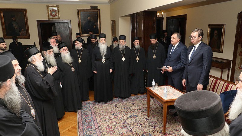 Tri srpske eparhije u SAD usvojile svoj ustav i promijenile ime - Raspada li se SPC?