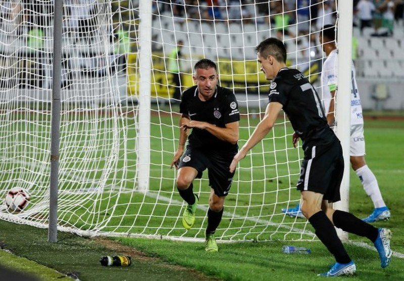 Fenomenalni Tošić – Partizan nosi pobedu u Molde