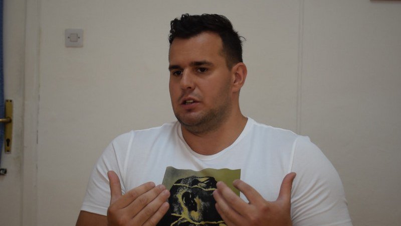 Mirza Hatić - Kad te neko upuca, ne možeš se kao tektica povući (Video)