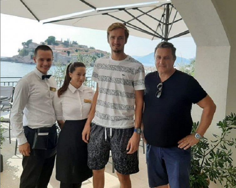 Finalista US Opena Danil Medvedev uživa u Budvi