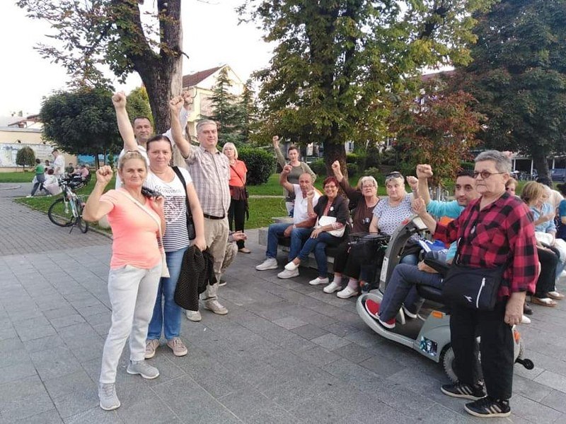 -Pravda za Davida- 552.dan: Borislav Radovanović, Miljan Kovač i -pravdaši- znaju zašto dolaze u parkić svako veče (Video)