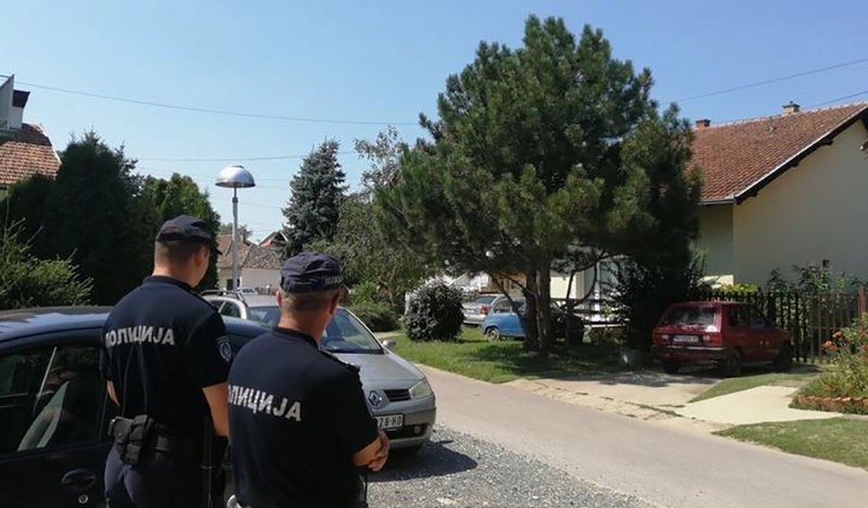 Za ubistvo tinejdžera osumnjičena tri rodjena brata i njihov brat od strica