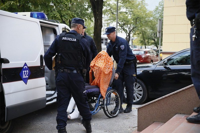 Fatalna Sunita mora da operiše obje noge