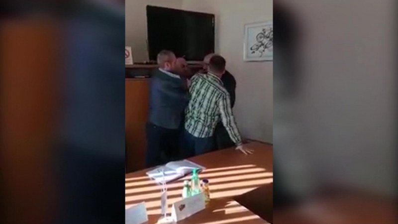 Previranja u FS RS - Od tuče do sudskog epiloga