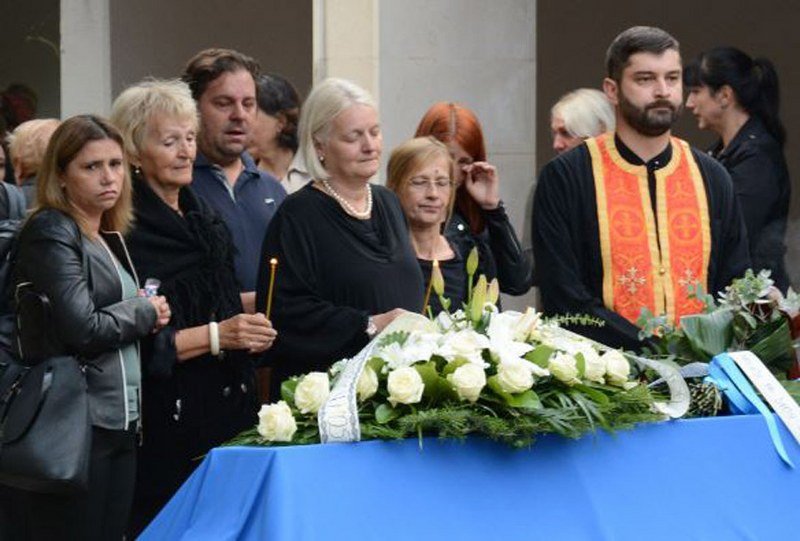 Jedno od najmisterioznih ubistva na Balkanu - Opelo za Lanu održano na Novom groblju u Beogradu