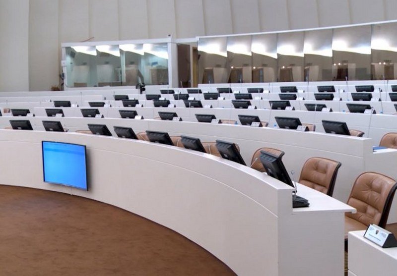 Minuta rada poslanika i delegata u Parlamentu BiH košta 2.800 KM!