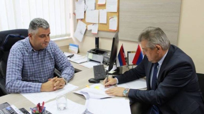 Bijeljina - Milovanović i Mićić potpisali ugovor o sanaciji puta