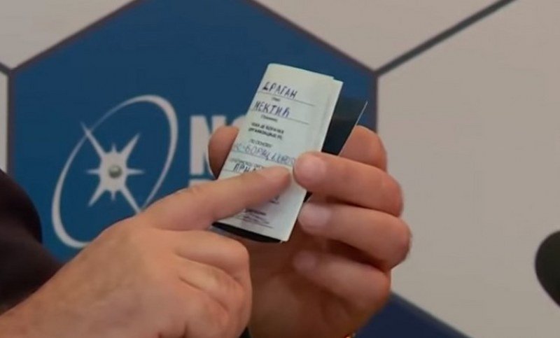 Mektićev poziv borcima na javno uništavanja boračkih knjižica (Video)
