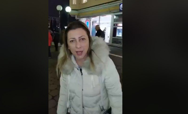 -Pravda za Davida- 611.dan: Davidov trg od -pravdaša- večeras čuvalo 20 policajaca -Ko vas tako blamira da ovo radite- (Video)