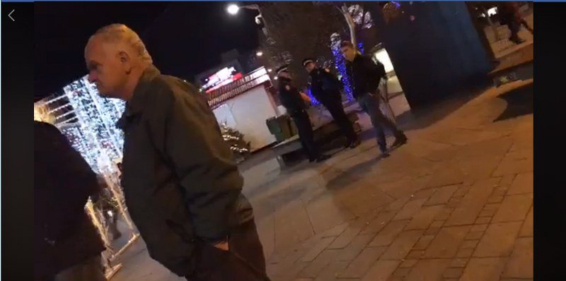-Pravda za Davida- 626.dan: -Pravdaši- na Davidovom trgu - Policija čuva krivi sat i klupe i ćuti (Video)