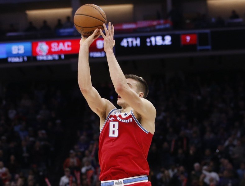 Bogdanović trojkom donio pobjedu Kingsima (Video)