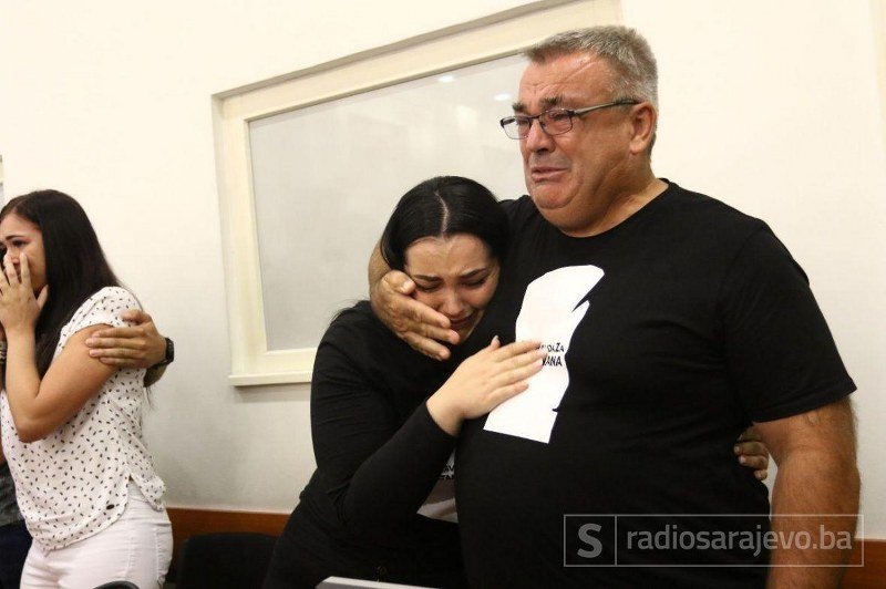 Vještak na sudu: Povrede na tijelu Dženana Memića nastale udarcem tupim predmetom!