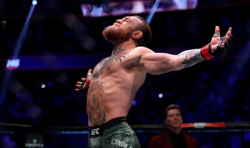 McGregor za 40 sekundi poslao Cerronea u bolnicu