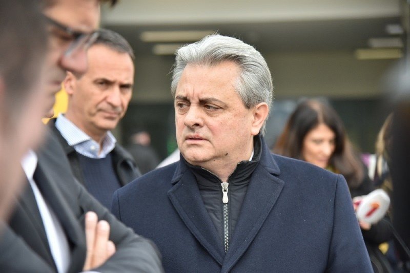 Pare sam davao Zorani Mihajlović i njenom mužu na ruke