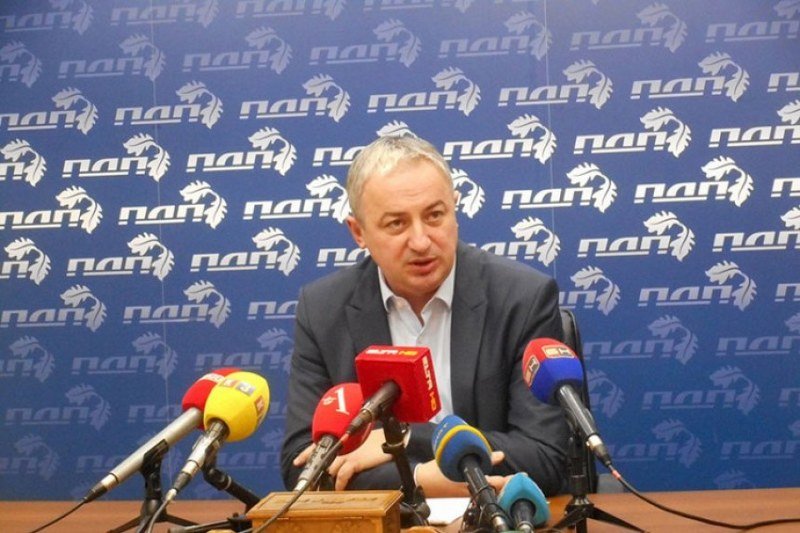 Što Tegeltija i Dodik ne zaštite ljude u Savjetu ministara 