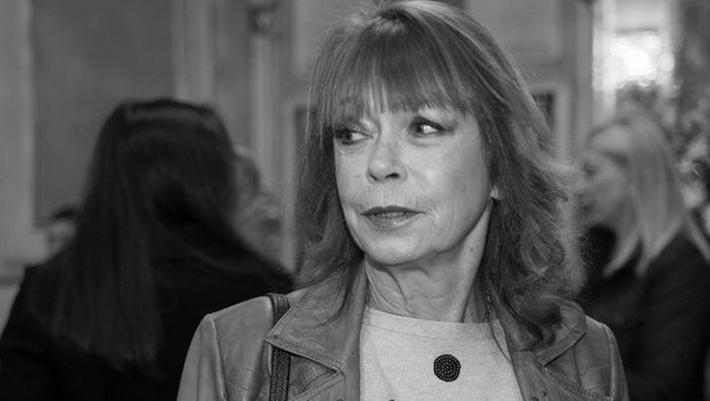 Preminula Neda Arnerić - Slavna glumica umrla je u 67. godini života