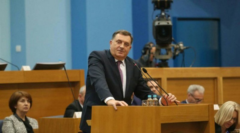Goodbye pameti: Lažni Boris i ostali džonsoni