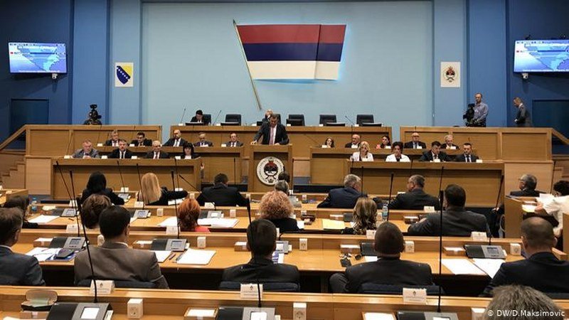 NSRS usvojila Dodikove zaključke - Vraćaju se izvornom Dejtonu - Obustavljaju odluke u institucijama BiH