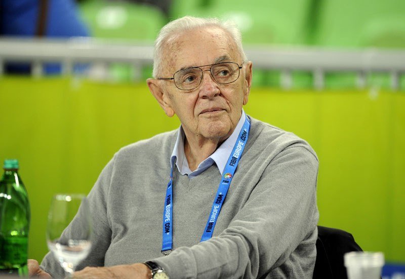 U Beogradu preminula košarkaška legenda - Borislav Bora Stanković 