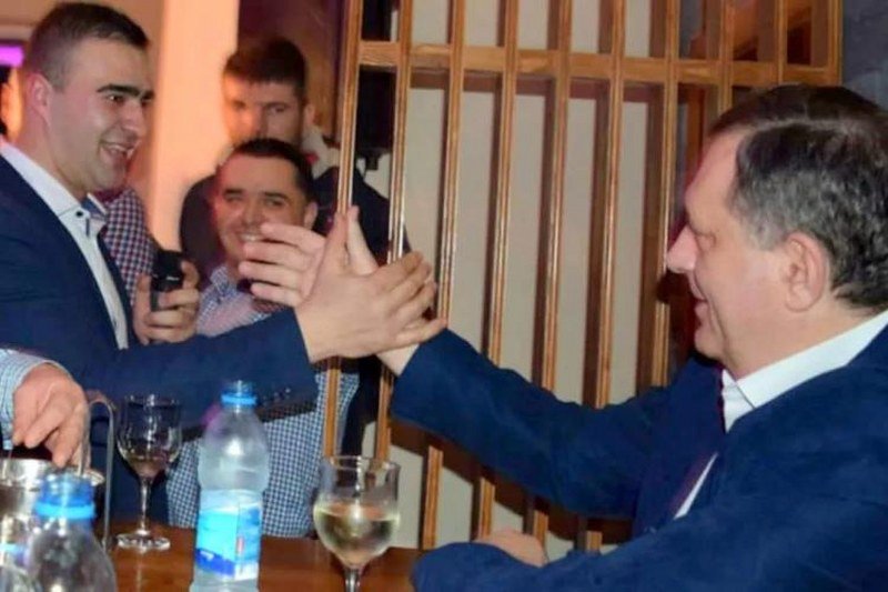 Unosni poslovi za Dodikovog miljenika: Mladi odbornik iz Laktaša radi na izgradnji mosta na Savi