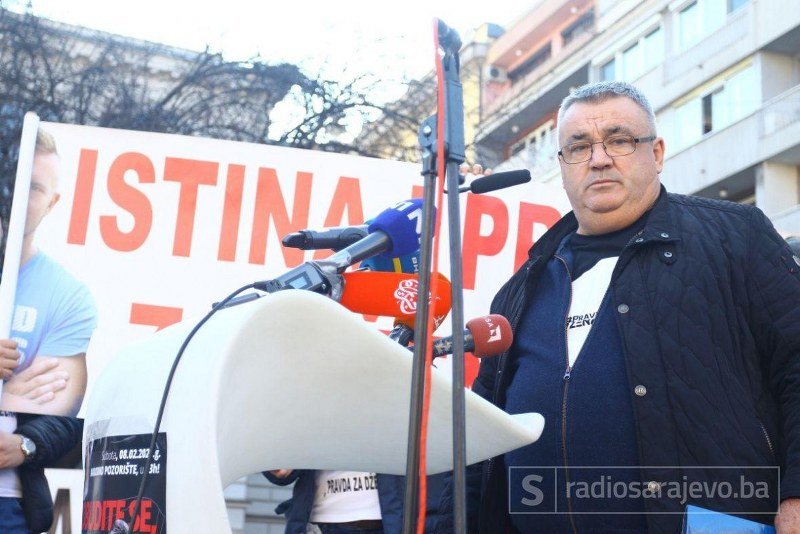 Žalosno je šta se radi, imaju kompletnu priču da počnu hapsiti