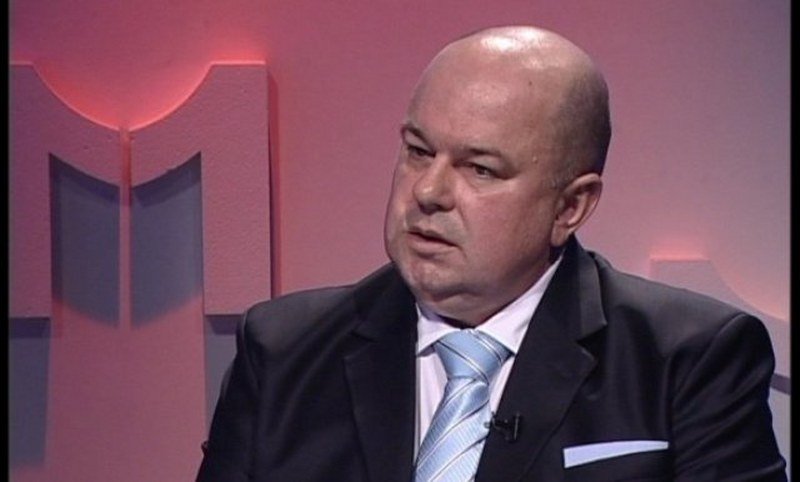 Vlast kršila ustav i pokazala popriličnu nebrigu