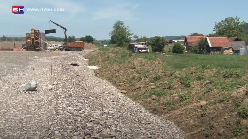 Doboj - Bespravno oduzeto zemljište zbog auto-puta (Video)