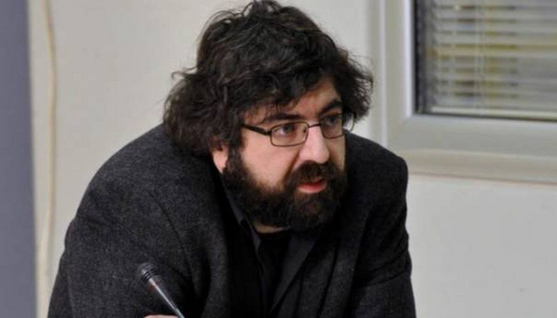 Vučić je pandemiju koristio da sebe prikaže spasiocem nacije