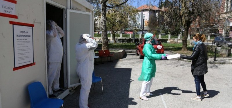 Korona biznis - Proizvođač namještaja preprodao testove