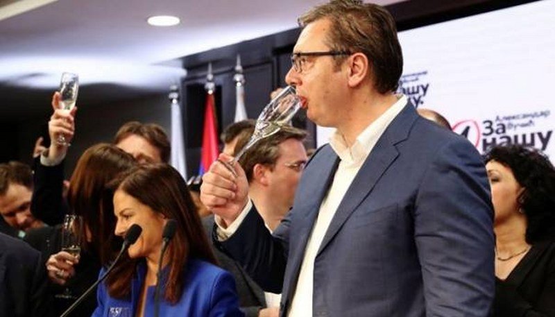 DW - Srbija - jedan vođa, jedna partija i varljiva stabilnost
