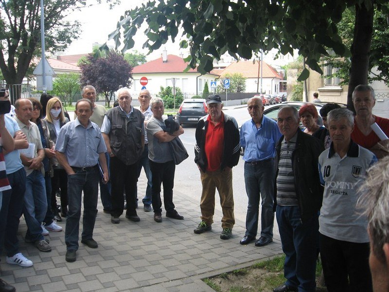 Radnici -Šećerane- optužili Muhića da ih je prevario - Muhić: Zastupao sam vas 10 godina, niste platili ni marku
