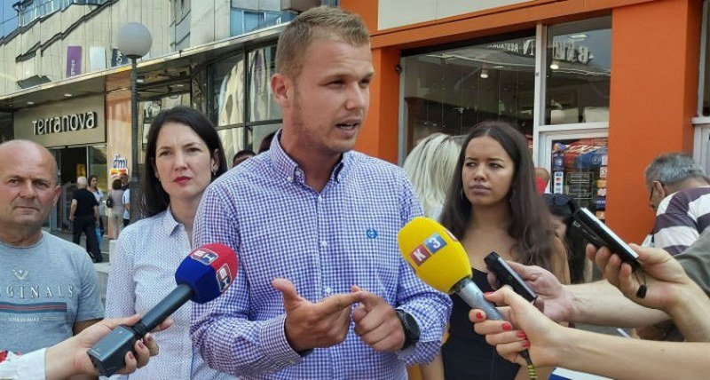 Respiratore nabavljala firma muža savjetnice Milorada Dodika