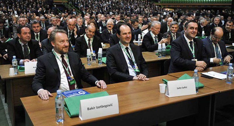 Panika u SDA - Koga se sve Bakir boji