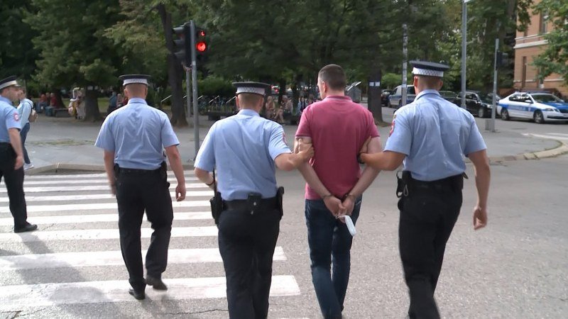 Vlasti u Srpskoj ne dozvoljavaju ni mirne proteste građana (Video)