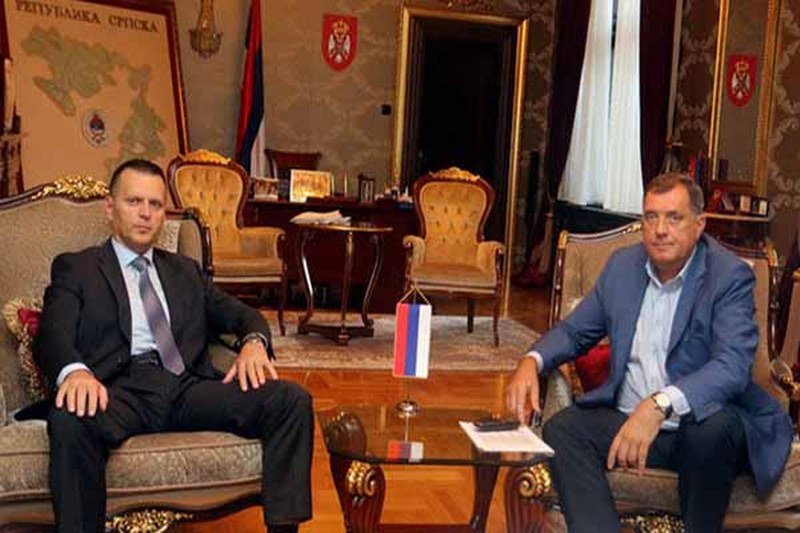 Izbor novog direktora Policije pokazaće može li Dodik odbiti bar -pero- Lukaču