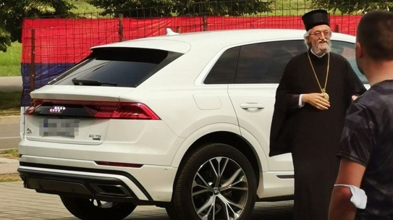 Zakleo se na skromnost pa pred Vučića došao u audiju skupljem od 150.000 KM