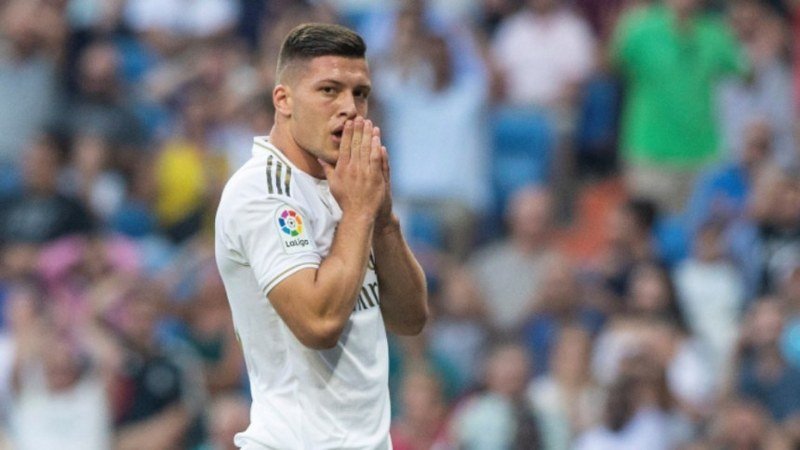 Poznato je zašto Luka Jović ne ide u Napoli