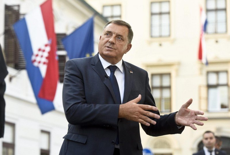 Demontiranje Dodika - Otišao je u Zagreb koji iza scene gura ideju trećeg entiteta, on bi to da pogura