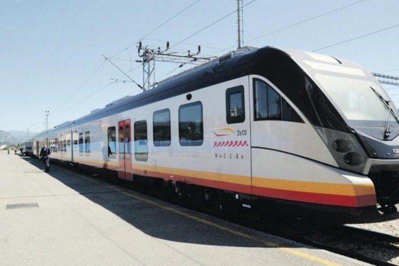 Raste broj putnika koji putuju vozom iz Beograda do Bara