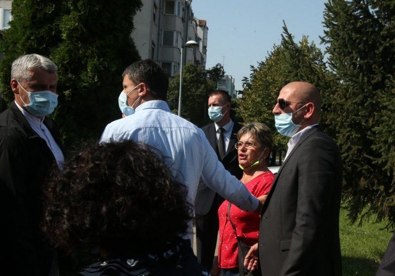 Majka ratnog vojnog invalida pitala Viškovića (Video)