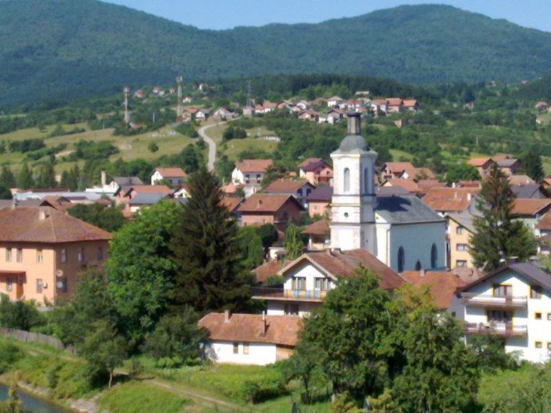 Zavod masovno zapošljava pripravnike u SNSD-ovim opštinama (Tabela)