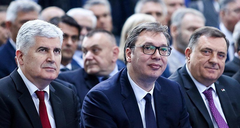 Da li je i Milo bio sa bratijom? (Foto)
