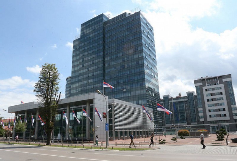 Vlada krši zakon produžavanjem mandata v.d. direktorima (Video)