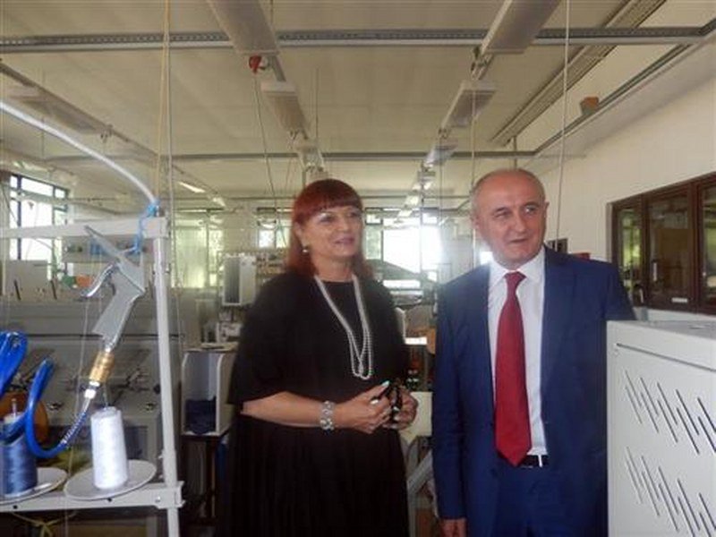 Zatvorena jedina, poslednja fabrika u Nevesinju (Foto)