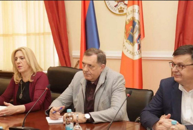 Trio -Minhauzen- i -Ne Baš Vidovita Zorka-: U Ministarstvu finansija RS trenutno zaposleno blizu 300 ljudi