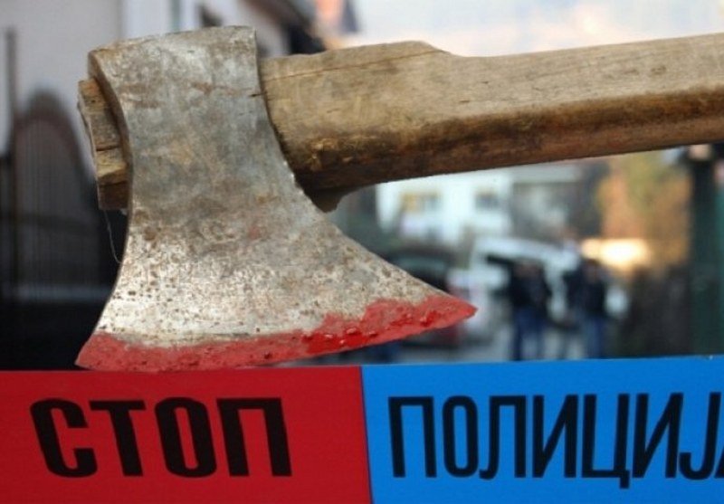 Sin sjekirom ubio oca, mirno sačekao policiju